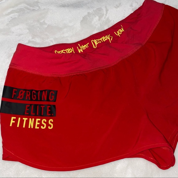 RED REEBOK ATHLETIC SHORTS - Picture 3 of 7